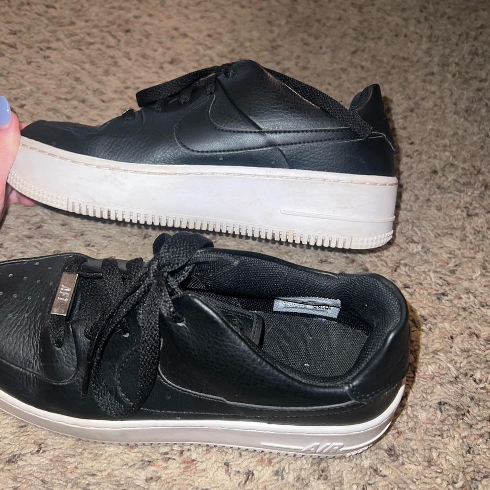 nike air force 1 sage low in black